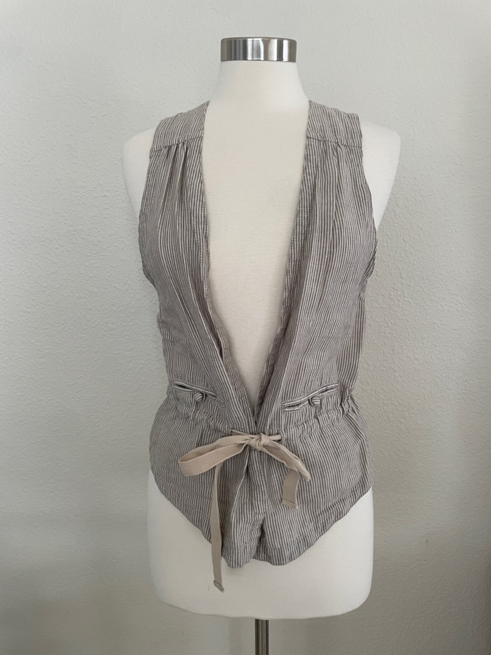 American Eagle Outfitters Striped Tie-Front vest